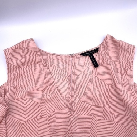 BCBGmaxazria Rose Cream Long Sleeve Cold Shoulder Top Blouse Silk Chevron Pink - Picture 8 of 12